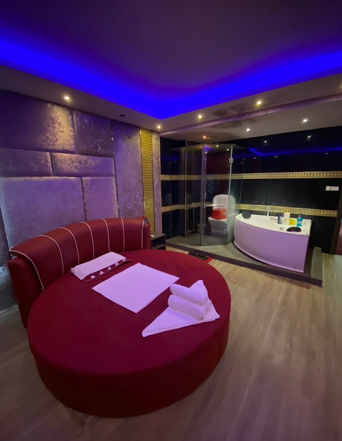 NNL Nhật Nguyệt Lầu Vip Massage
