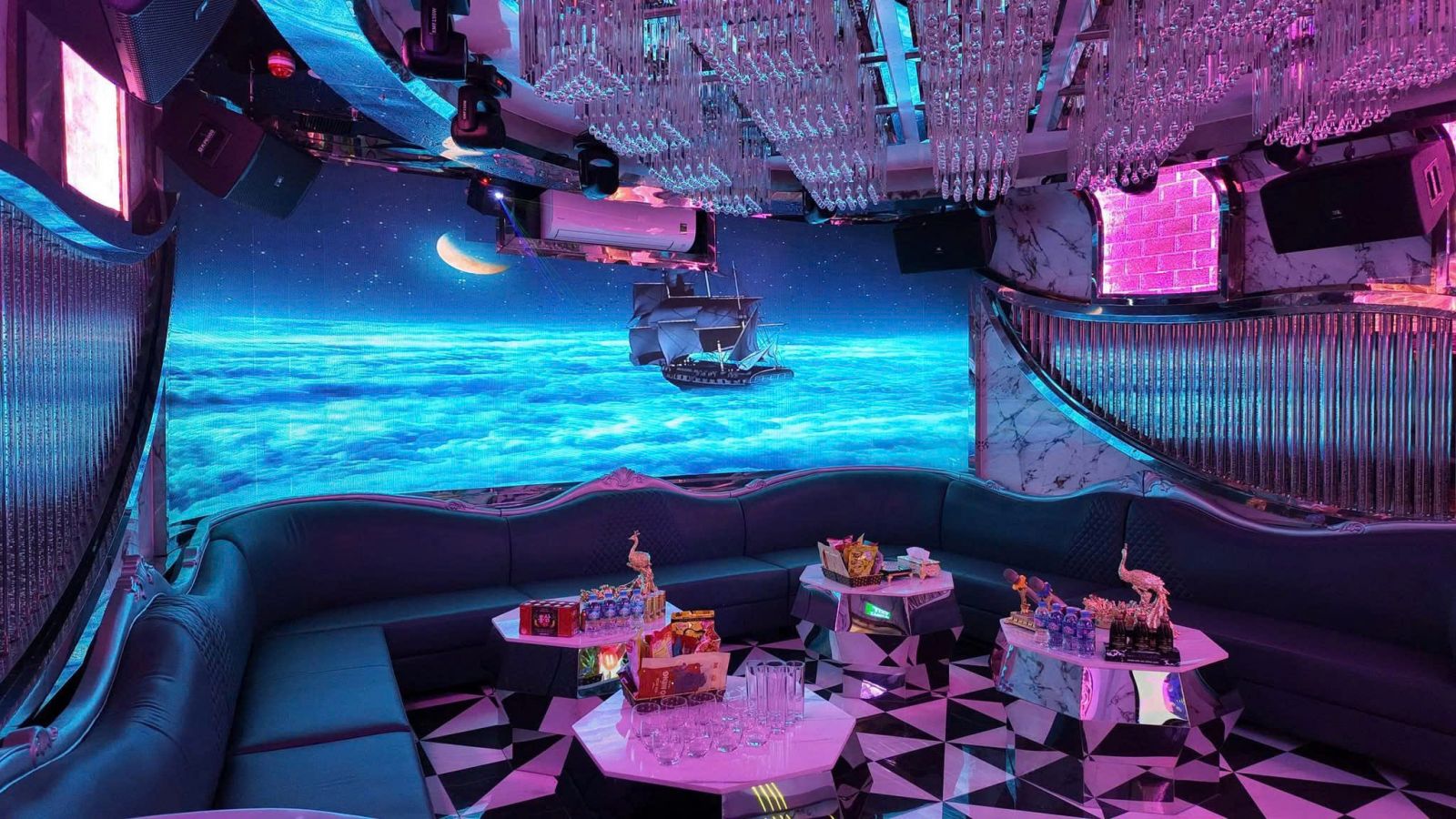 phòng hát sang trọng và hiện đại tại karaoke 408